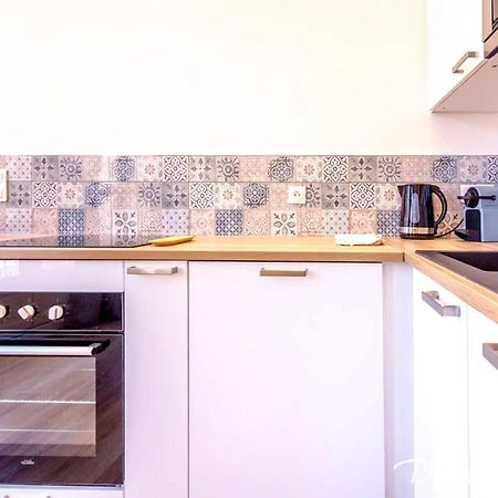 Exceptional 1 Bedroom With Ac - Dodo Et Tartine ตูลง ภายนอก รูปภาพ